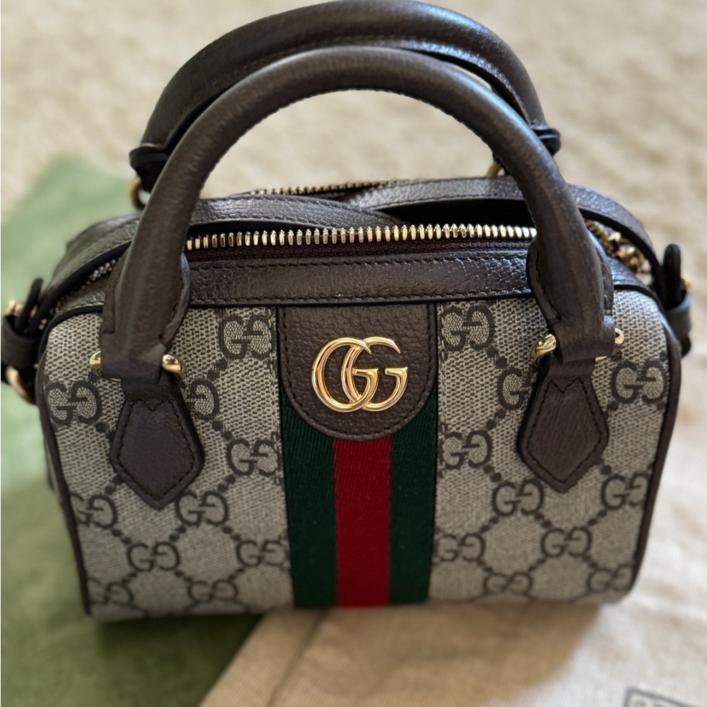 🛑 SOLD 🛑 Authentic 💯 Gucci Ophidia Super Mini